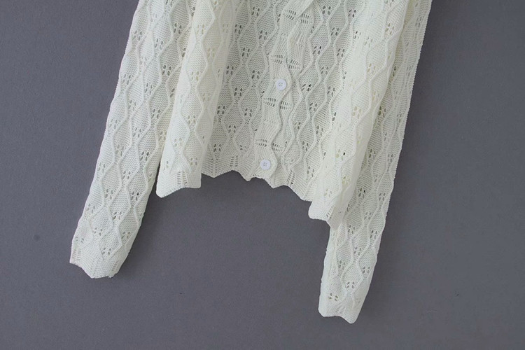 Cardigan de dama de culoare alba cu nasturi