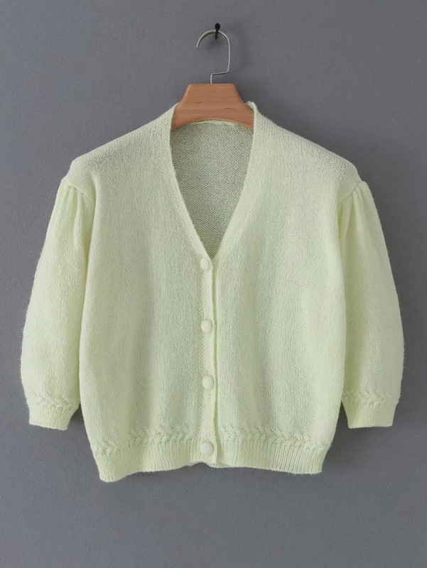 Rövid női kardigán rövid ujjal, két színben