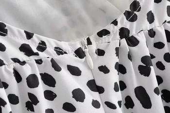 Modern női ruha - fekete-fehér szabású modell