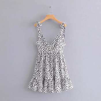 Modern női ruha - fekete-fehér szabású modell