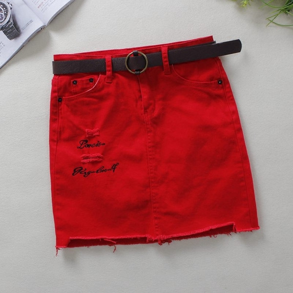 Női alkalmi farmerszoknya piros színben