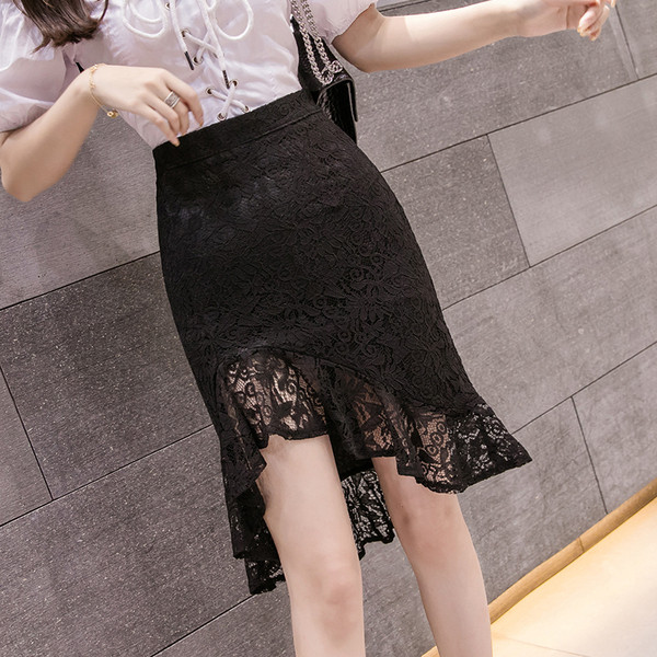 Stílusos női csipkeszoknya fehér és fekete színben