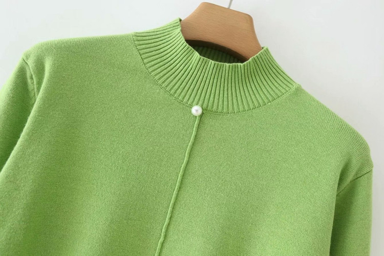 Дамски пуловер с висока яка в  два цвята