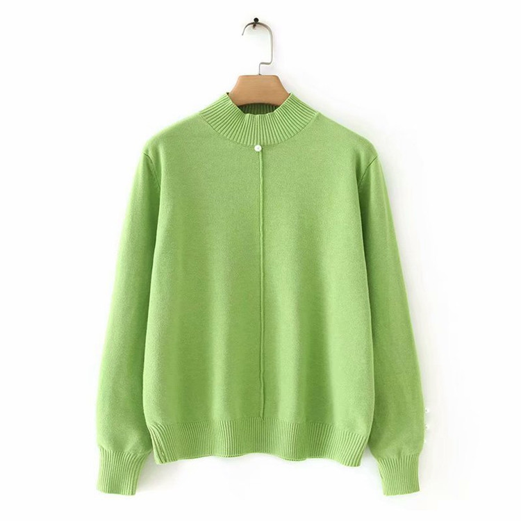 Дамски пуловер с висока яка в  два цвята