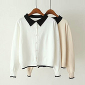 Női mellény gallérral, két színben