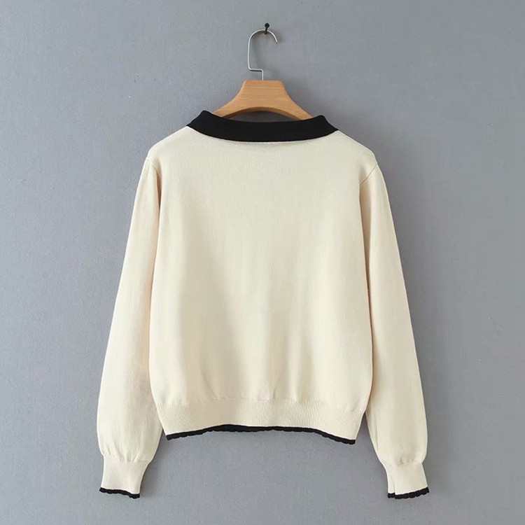 Női mellény gallérral, két színben