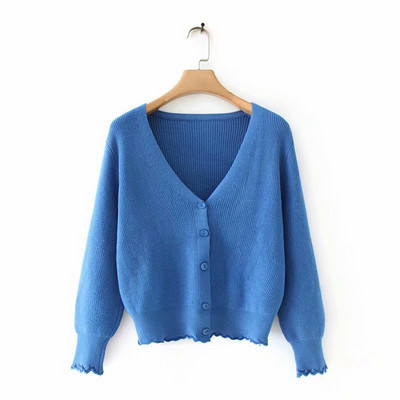 Mellény mély V - nyakkivágással és gombokkal