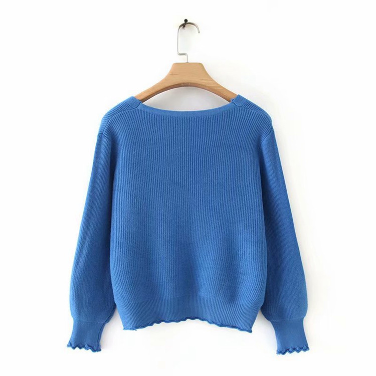 Mellény mély V - nyakkivágással és gombokkal