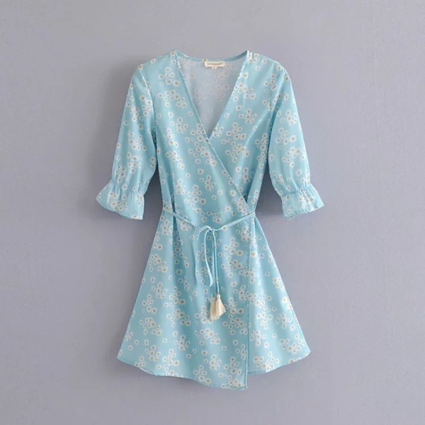 Rochie de damă cu mâneci scurte și decolteu în V de culoare albastră