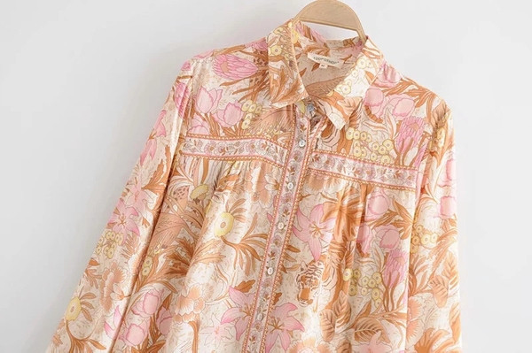 Női ing hosszú ujjal, színes mintával