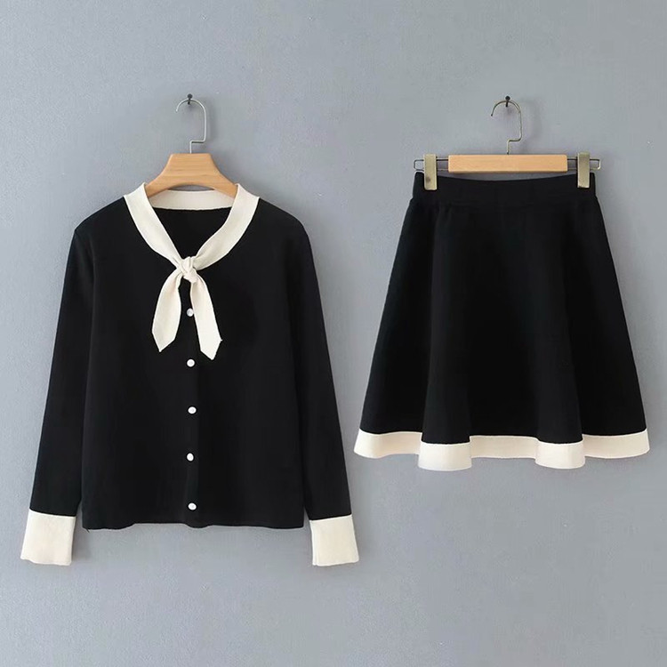 Set de cămașă și fustă pentru femei - tricotat subțire