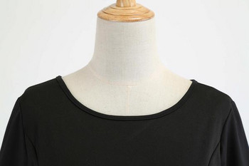 Rochie modernă de damă cu mâneci lungi și decolteu O în negru