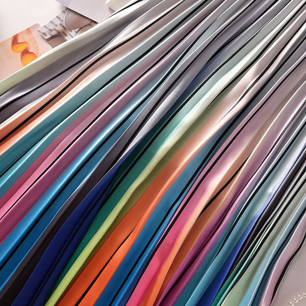 Fusta de dama moderna plisata in trei culori