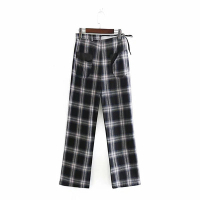 Női kockás nadrág zsebekkel