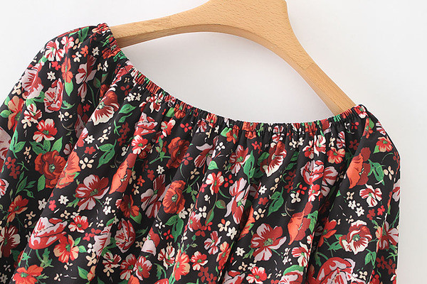 Virágmintás női blúz