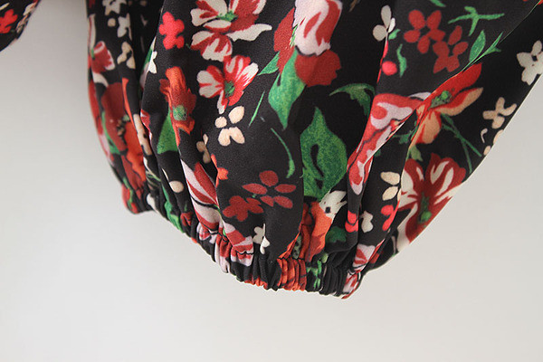 Virágmintás női blúz