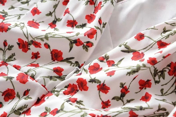 Virágmintás, vékony pántos női nyári overall