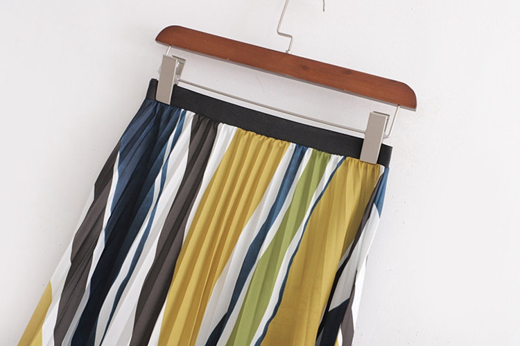 Fusta eleganta plisata de dama cu talie elastica