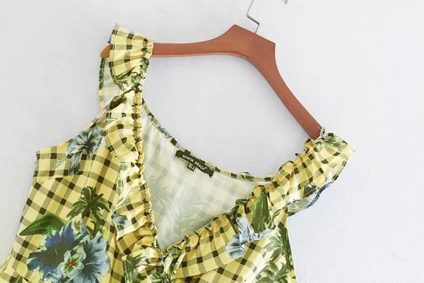 Női nyári overál V-nyakkal