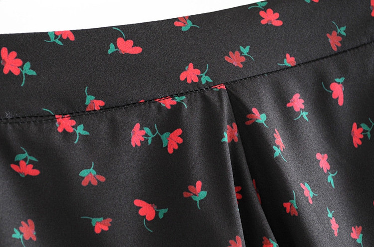 Rochie lunga de dama de culoare neagra cu imprimeu floral