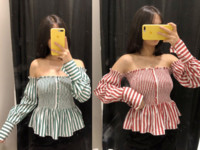 Modern női csíkos ing csupasz vállval, két színben