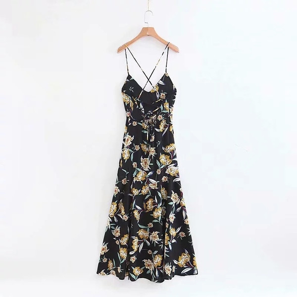 Rochie de dama cu bretele subtiri si model colorat