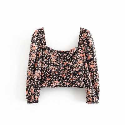 Rövid női blúz négyzet alakú nyakkivágással és hosszú ujjal