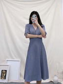 Hosszú, hétköznapi női ruha rövid ujjal