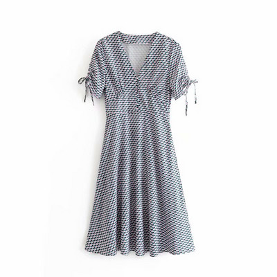 Hosszú, hétköznapi női ruha rövid ujjal