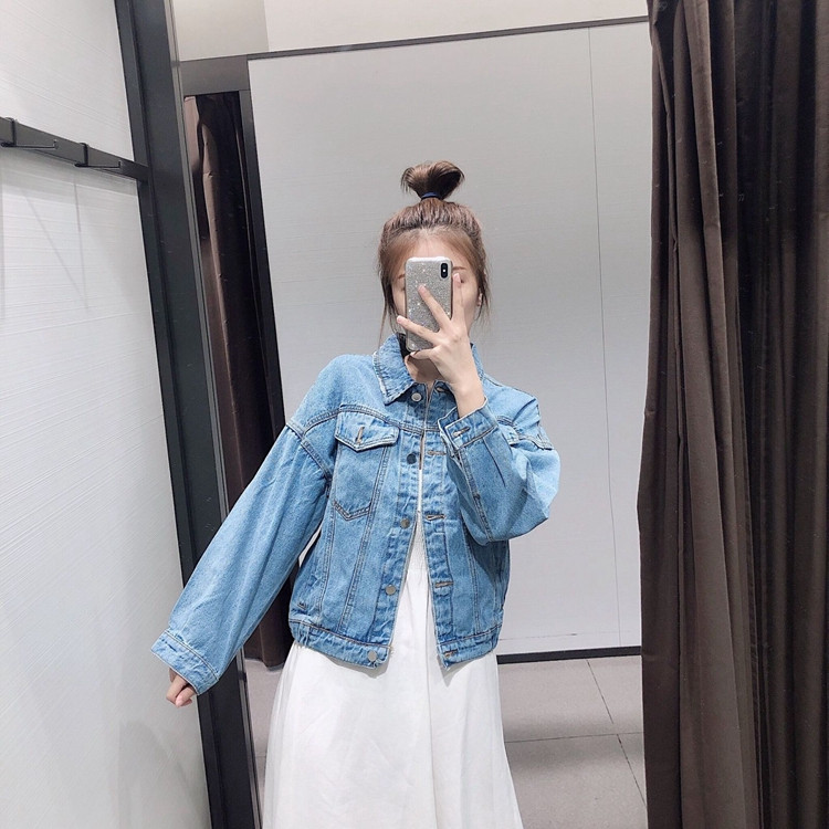 Női farmerdzseki kék színben gombokkal - széles modell