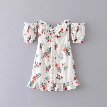 Virágmintás női ruha fehér színben