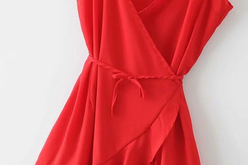 Vékony pántos női ruha piros színben