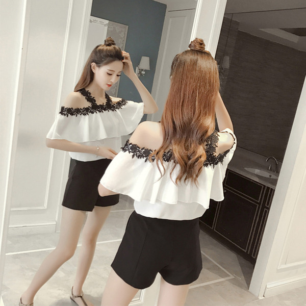 Modern női blúz két színben, csipkével