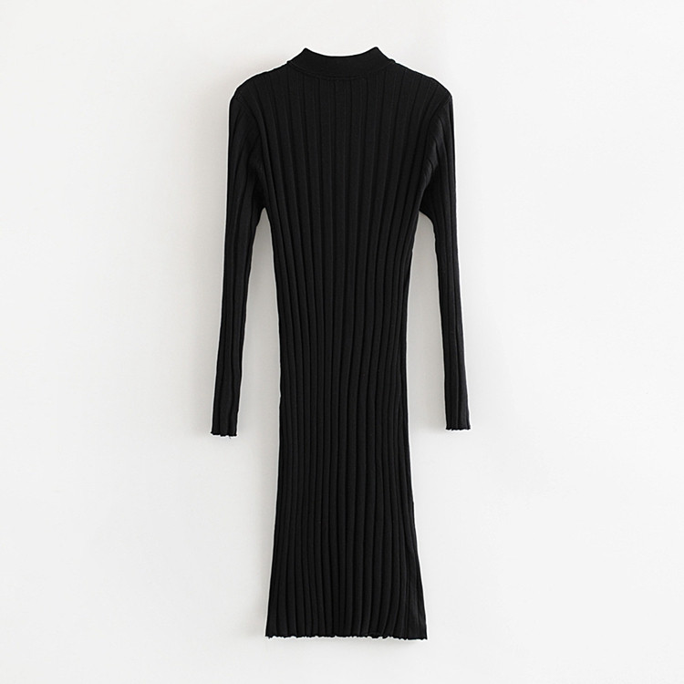 Rochie lungă, neagră, cu nasturi