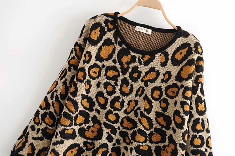 Állatmintás női pulóver