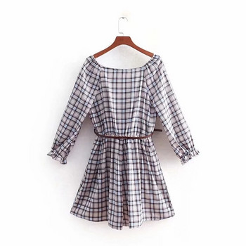 Női kockás ruha mély V-nyakkal