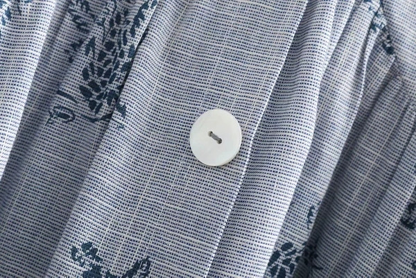 Kék színű, lótusz ujjú női ing