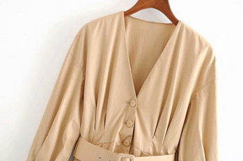 Bézs színű rövid női ruha övvel