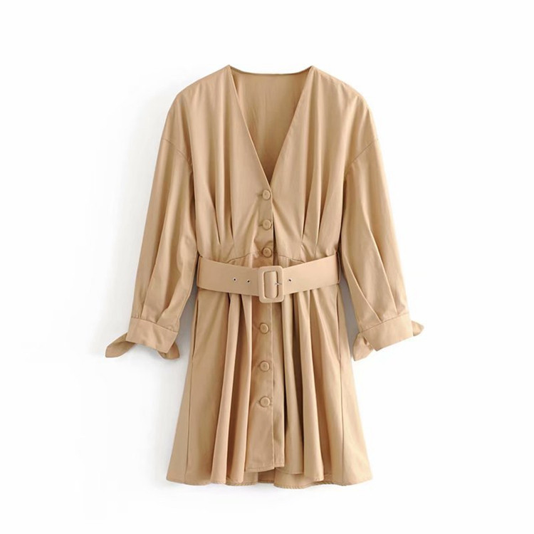 Bézs színű rövid női ruha övvel