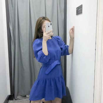 Rövid kék női ruha övvel és 3/4-es ujjal