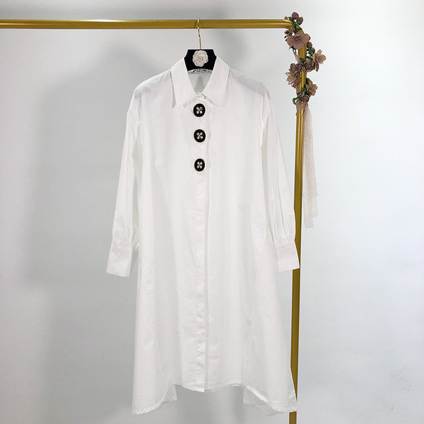 Női hosszú, fehér gombos ing