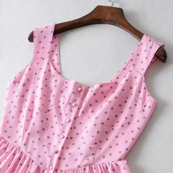 Nyári női overall széles pántokkal, rózsaszín színben