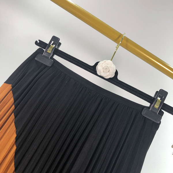 Fusta lunga plisata eleganta cu talie elastica