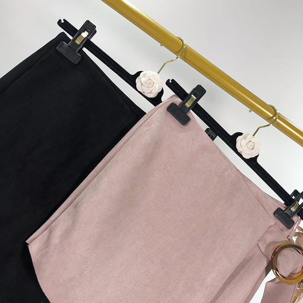 Fusta scurta de dama cu inchidere laterala