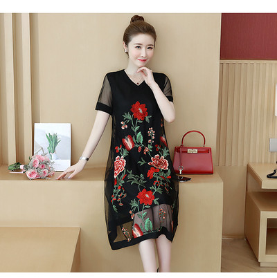 Alkalmi női ruha virágmintával, rövid ujjal