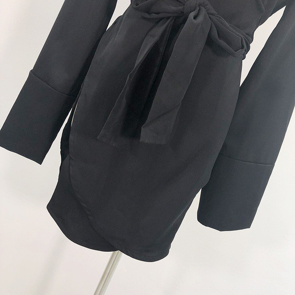 Cămașă lungă de damă neagră cu nasturi