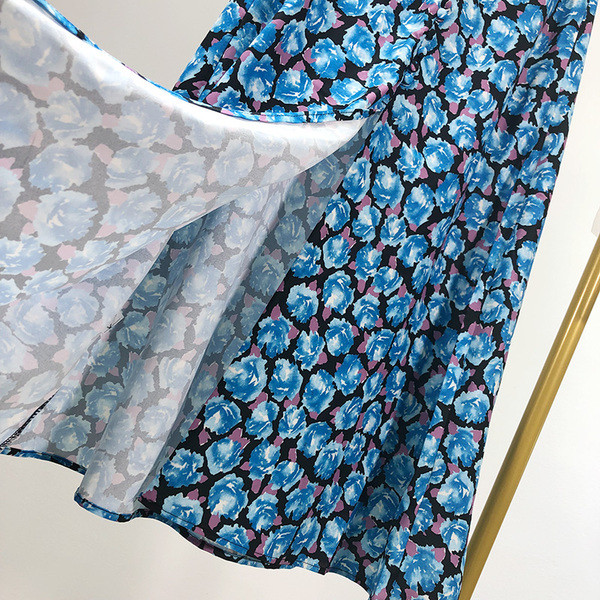 Fusta lunga de dama cu fanta si model floral