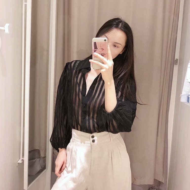 Elegáns női sifon ing és klasszikus gallér