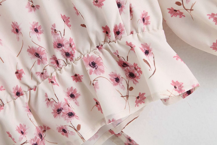 Női rövid blúz 7/8 ujjal, fehér színben