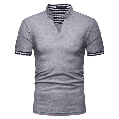 Alkalmi férfi póló V-nyakkal, több színben
